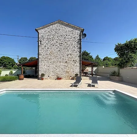 Dariocchi By Interhome *