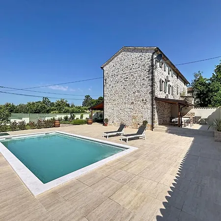 Dariocchi By Interhome *